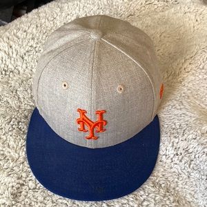 Vintage New York Mets colors hat. Size 7 1/4